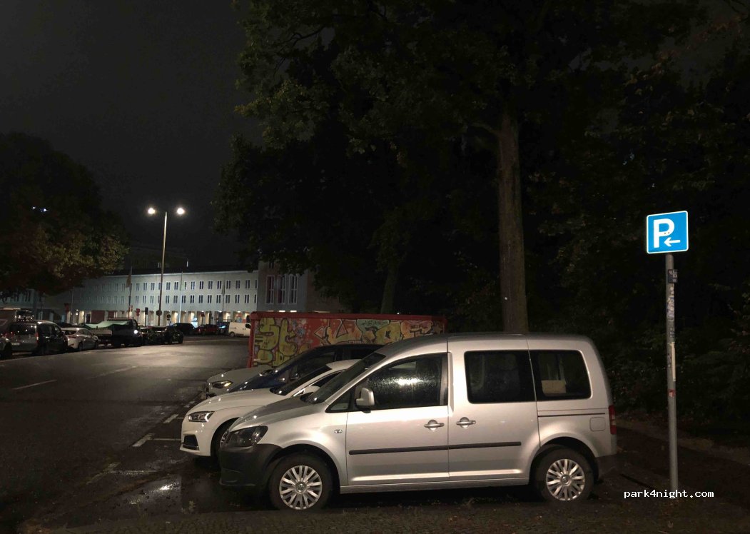 (12101) Berlin - 4 Platz der Luftbrücke — foto 4