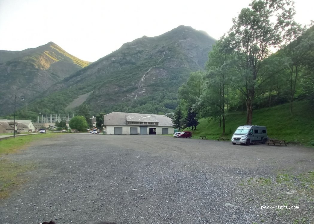 (65120) Gavarnie-Gèdre - 3301 Pragneres Débat — foto 2