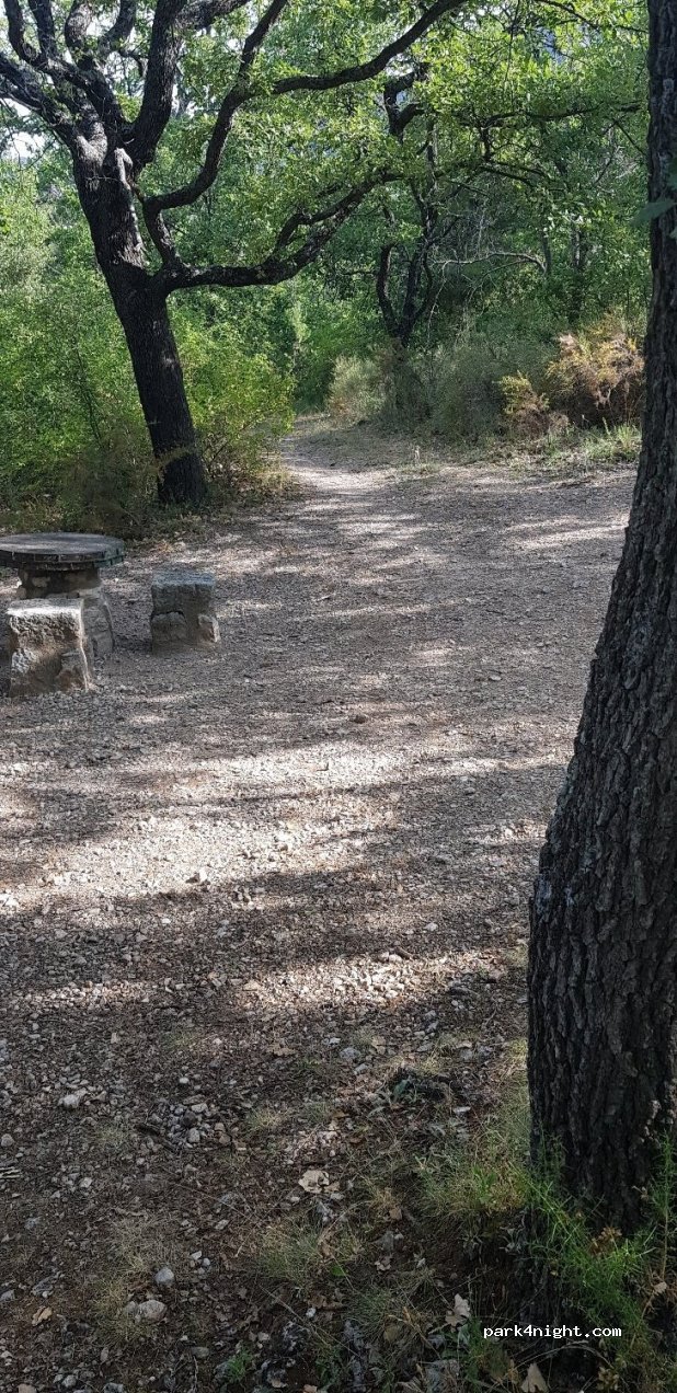 (04360) Moustiers-Sainte-Marie - Route de Castellane — foto 2