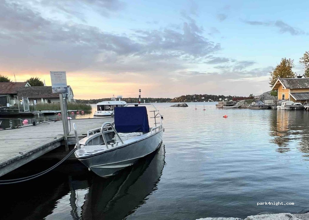 (185 32) Vaxholm - 3 NORRHAMNSPLAN — foto 4