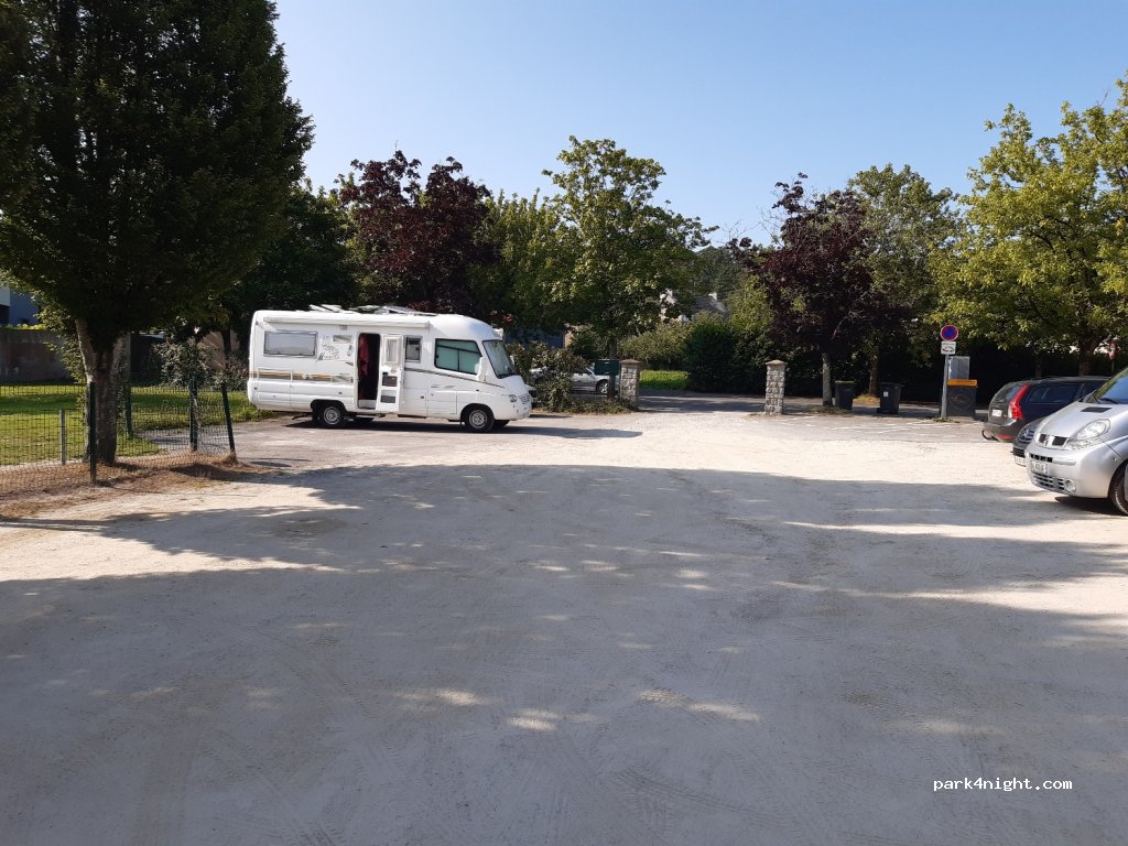 (56200) La Gacilly - 1 Rue Marcel Chesnais — foto