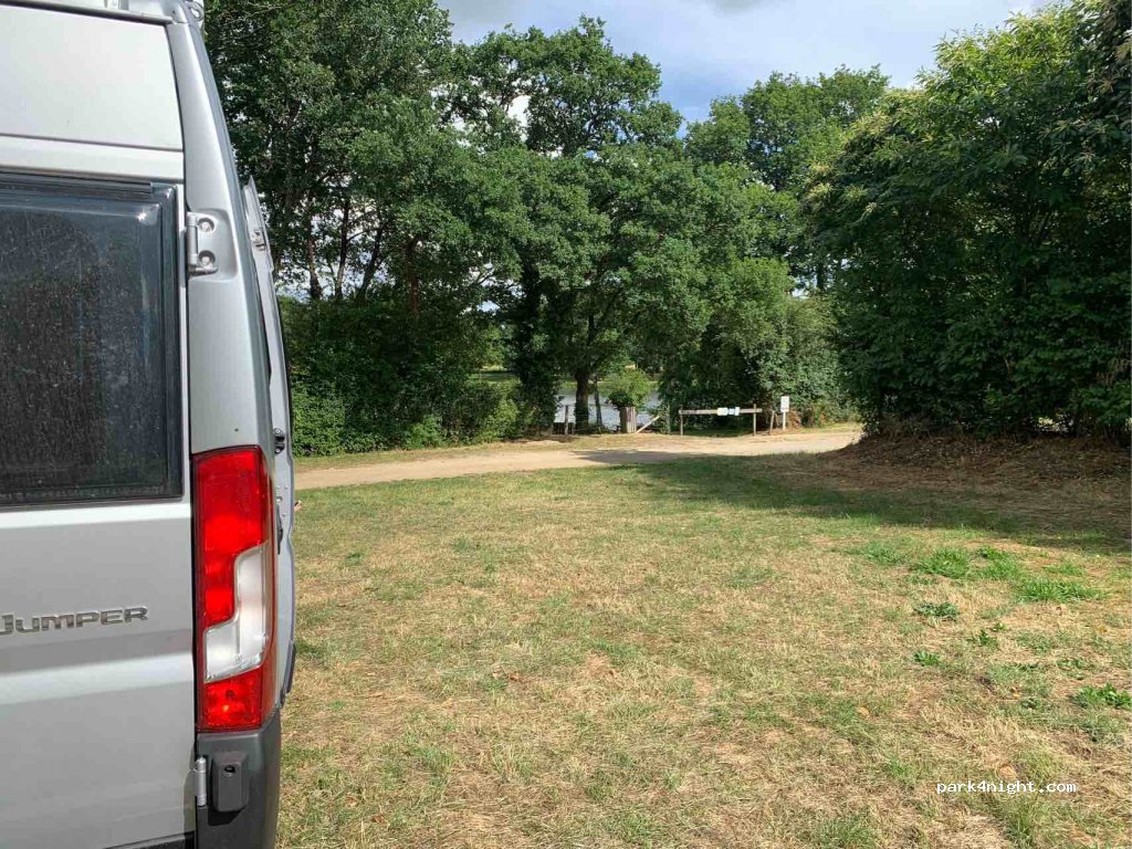 (53150) Deux-Évailles - La Fenderie — foto