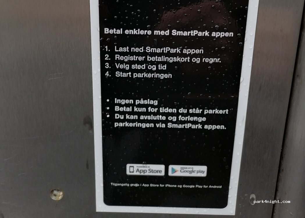 Lade Bobilparkering — foto