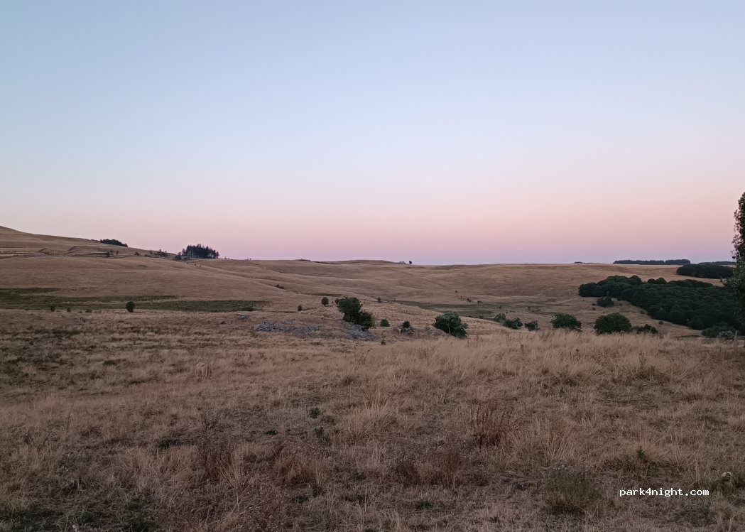 (12470) Saint-Chély-d'Aubrac - Chemin GR 6 A — foto 2