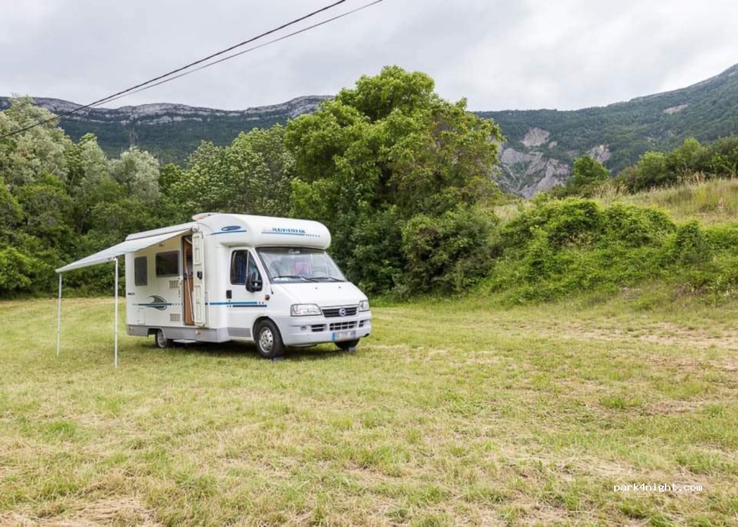 Le camping du Serre EARL de Montlahuc, Christian Montlahuc — foto