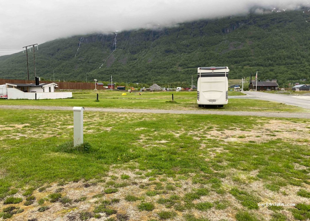 Løkvollstranda Camping — foto