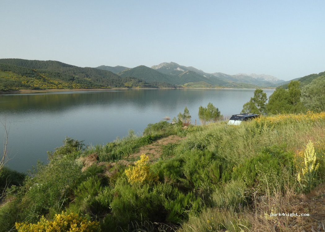 (24900) Riaño - Carretera Riaño — foto 3