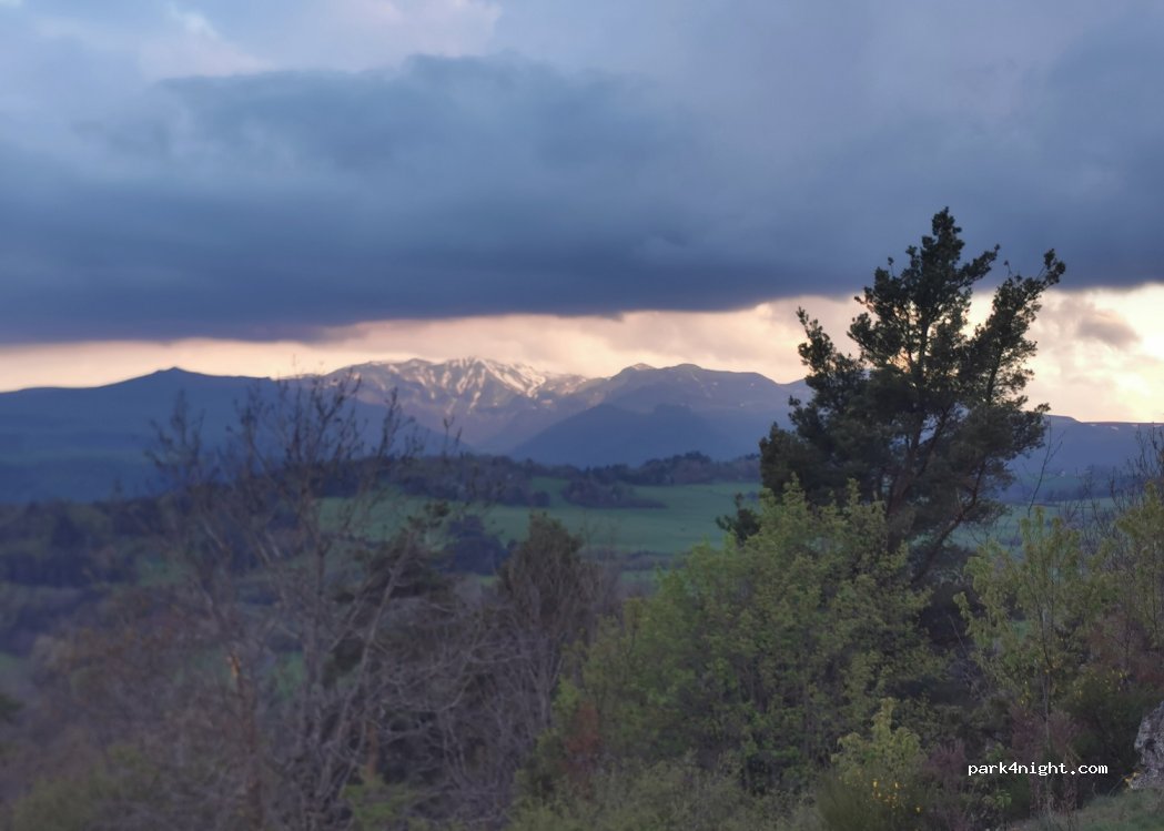 (63790) Murol - Unnamed Road — foto 3
