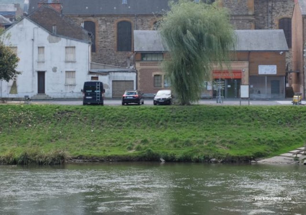 (08500) Revin - 65 Quai Edgard Quinet — foto 3
