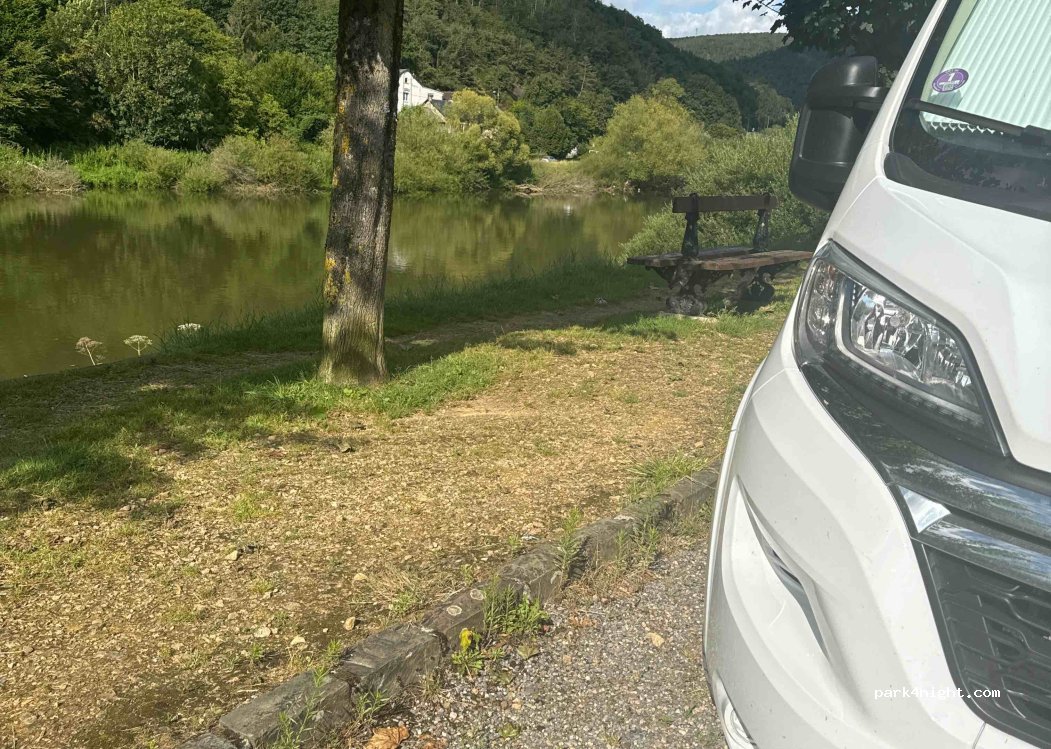 (08500) Revin - 65 Quai Edgard Quinet — foto 4