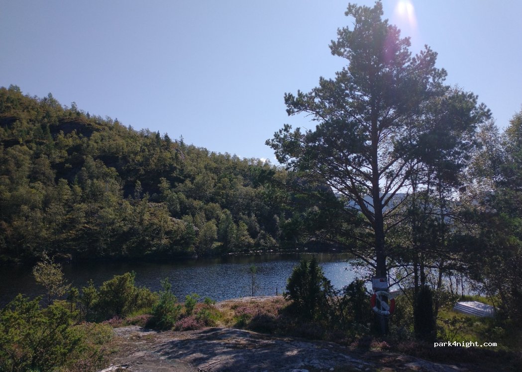 (4130) Hjelmeland - 166 Fundingslandsvegen — foto
