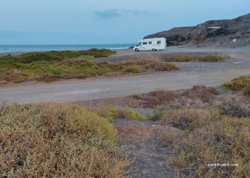(35639) Antigua - Camino Majada Honda — foto