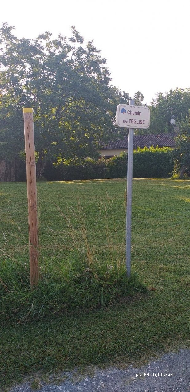 (24130) Monfaucon - 16 Le Bourg — foto 2
