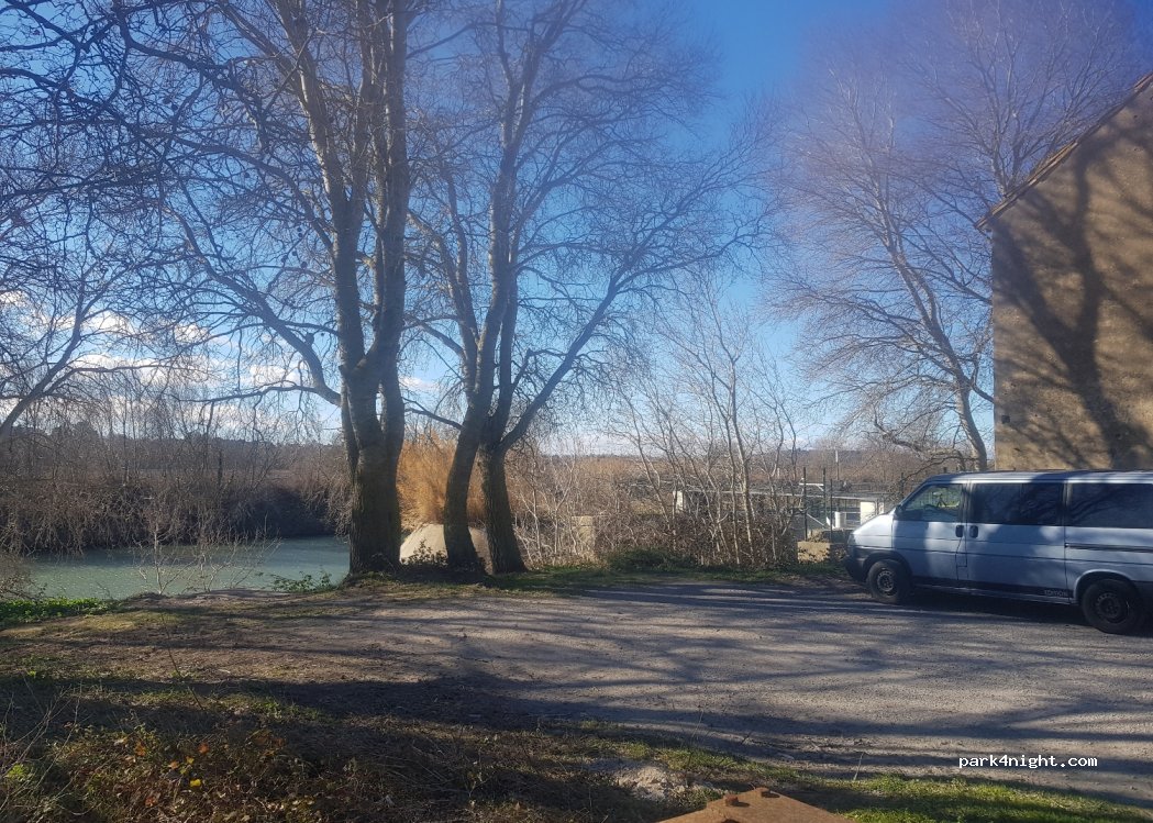 (11110) Salles-d'Aude - — foto