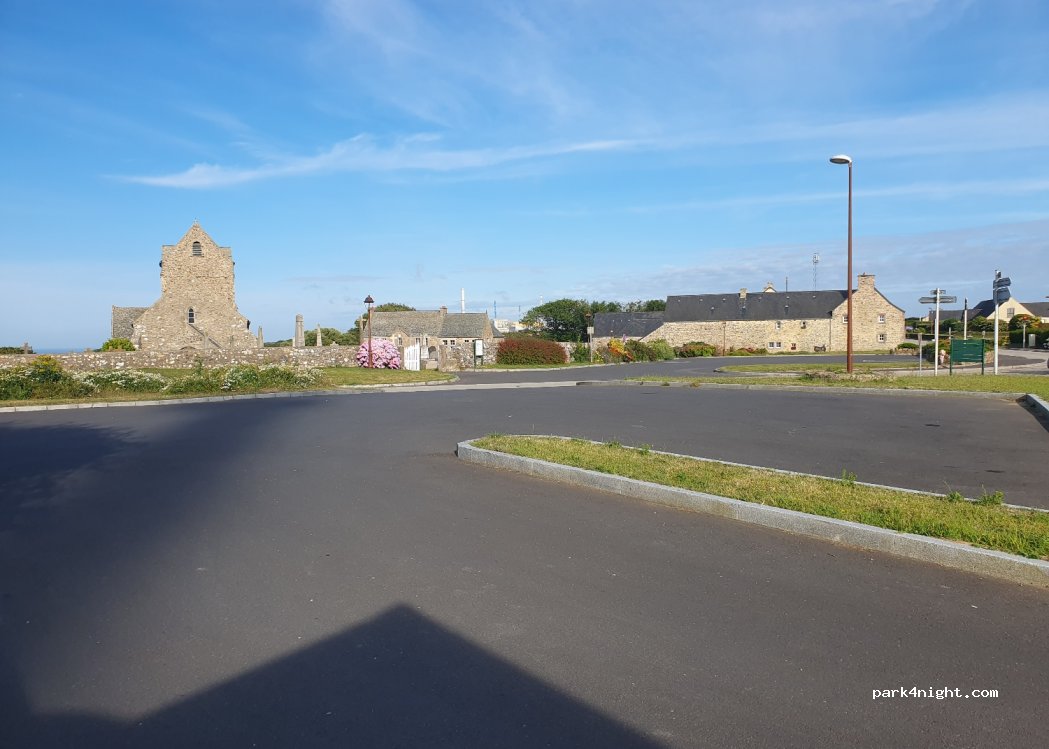 (50440) La Hague - 16 Le Bourg — foto
