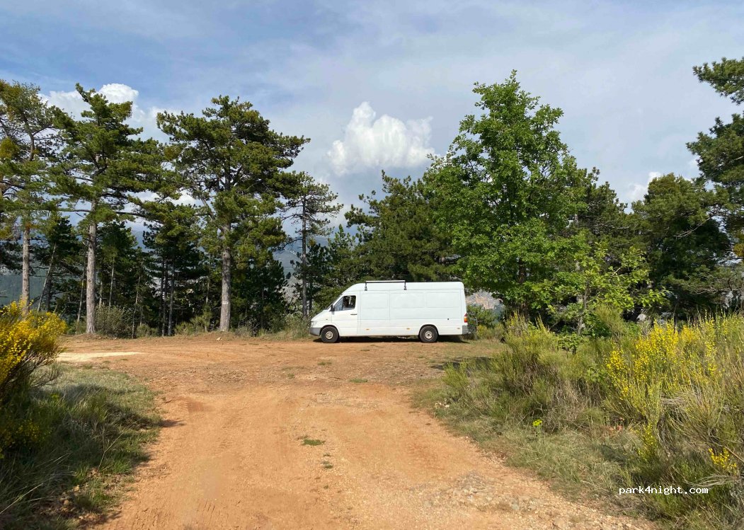 (04360) Moustiers-Sainte-Marie - Unnamed Road — foto 3