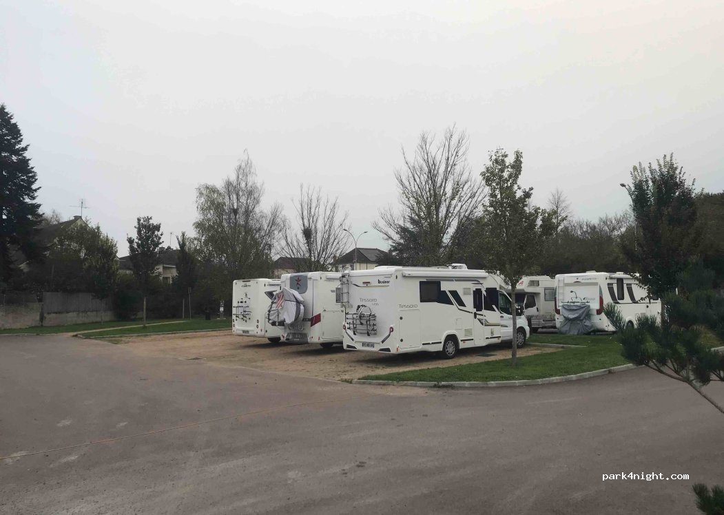 (71600) Paray-le-Monial - Boulevard du Dauphin Louis — foto 2