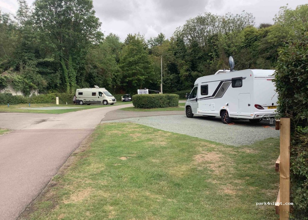 Cambridge Cherry Hinton Caravan and Motorhome Club Campsite — foto