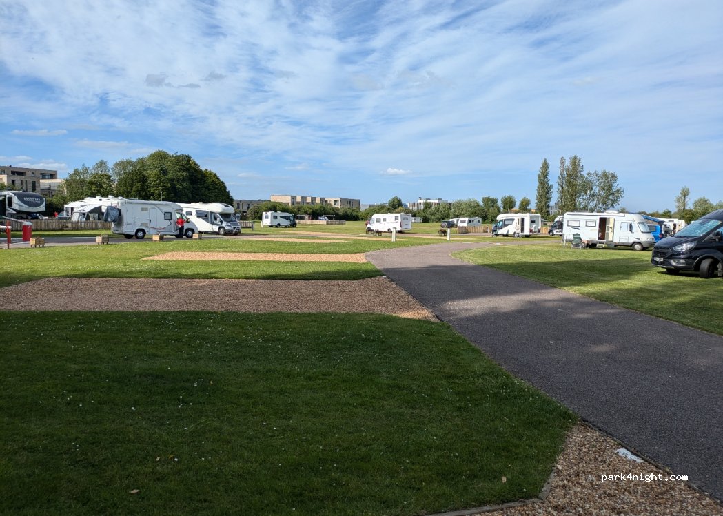 Cambridge Cherry Hinton Caravan and Motorhome Club Campsite — foto 4