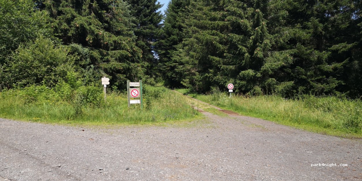 (15170) Neussargues en Pinatelle - D39 — foto 2