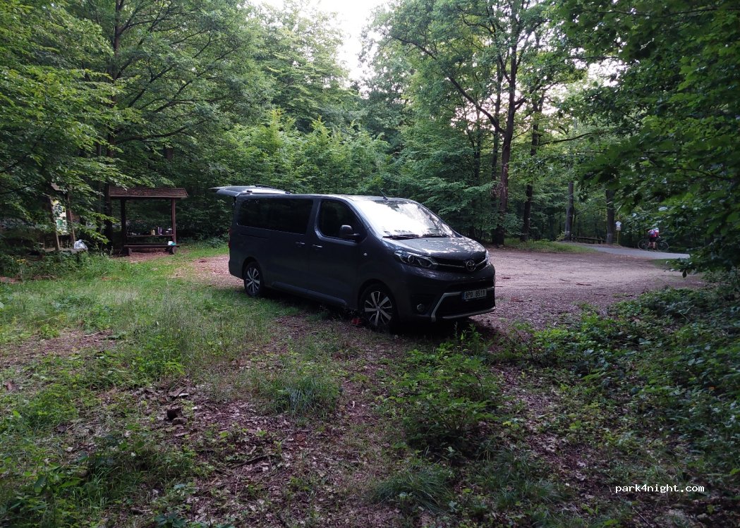 (270 42) Skryje - — foto