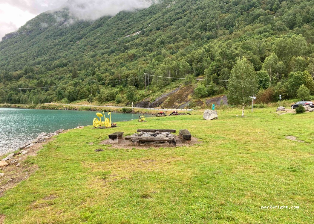 (6789) Loen - Sekundær Fylkesveg 723 — foto