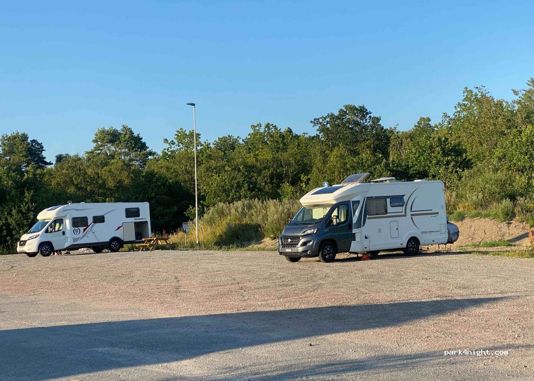 (370 43) Sturkö - 34 Ekenabbsvägen — foto 3