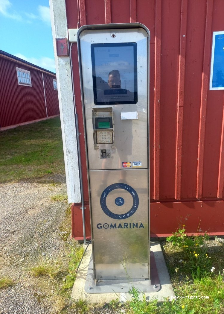 (370 43) Sturkö - 34 Ekenabbsvägen — foto 4