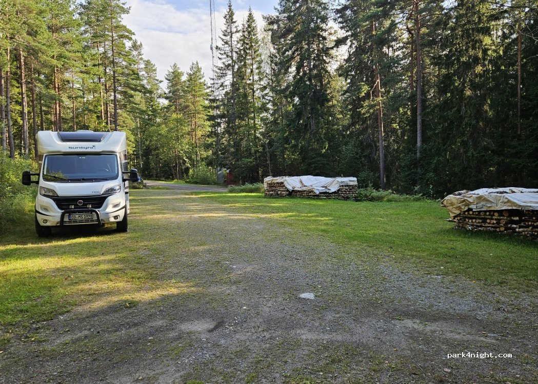 (695 96) Tived - 2B DAMMTORPS HEMBYGDSGÅRD — foto 3