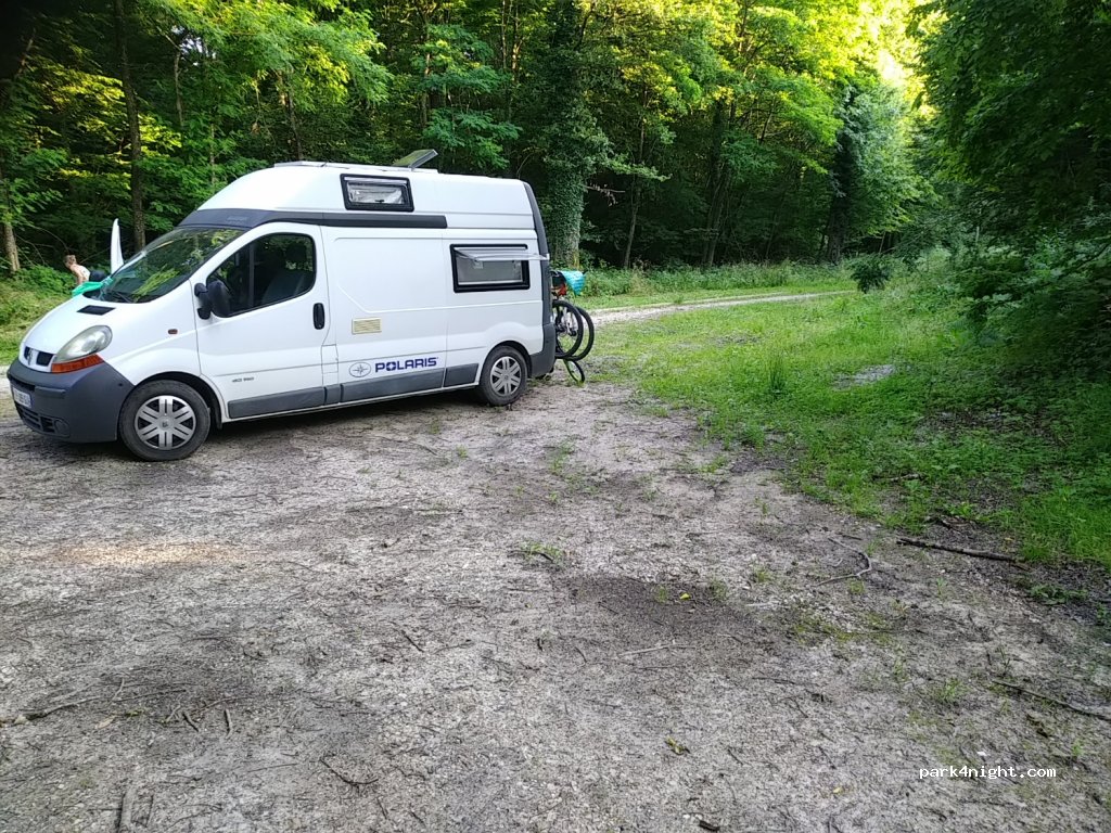 (55000) Les Hauts-de-Chée - Unnamed Road — foto 2