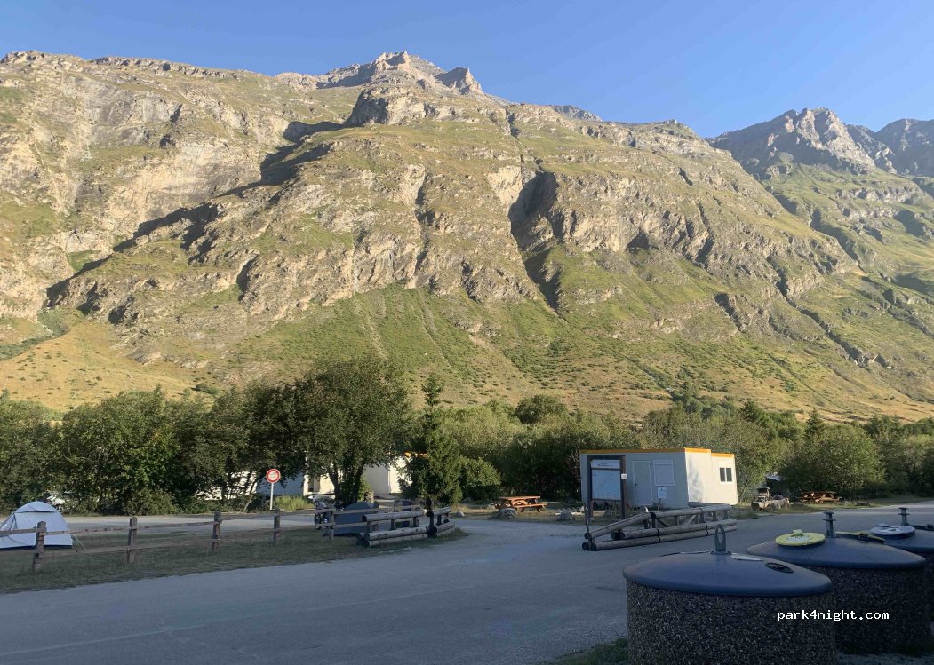 Camping Municipal Illaz — foto 2