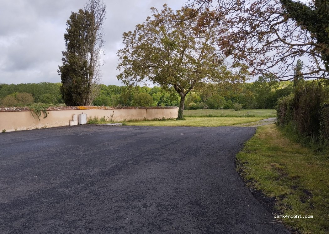 (36800) Centre Val de Loire - 14 Rue du Sementir — foto