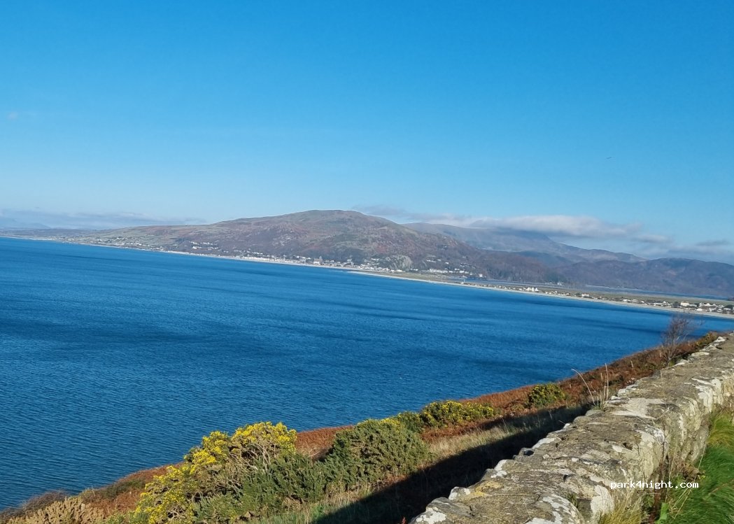 (LL38 2SJ) Wales - A493 — foto 2
