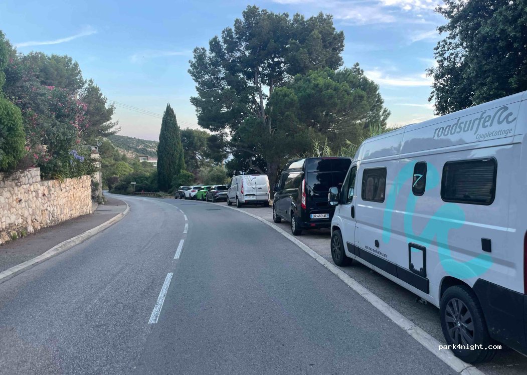 (06320) La Turbie - 50 Avenue du Cap-d'Ail — foto