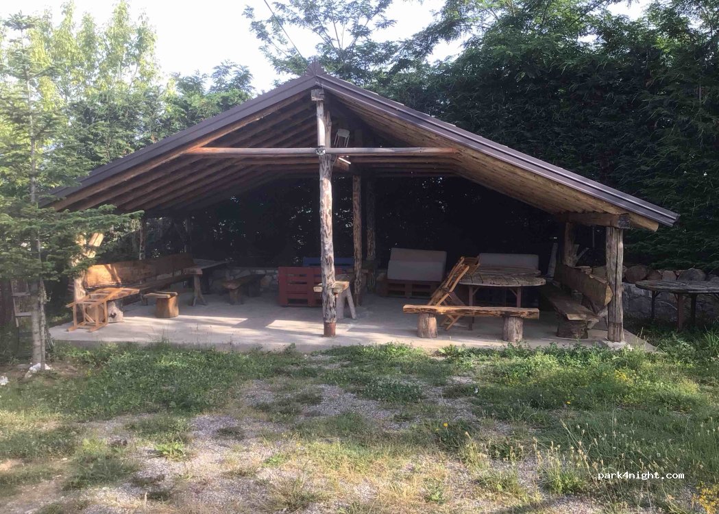 Dibra campsite — foto