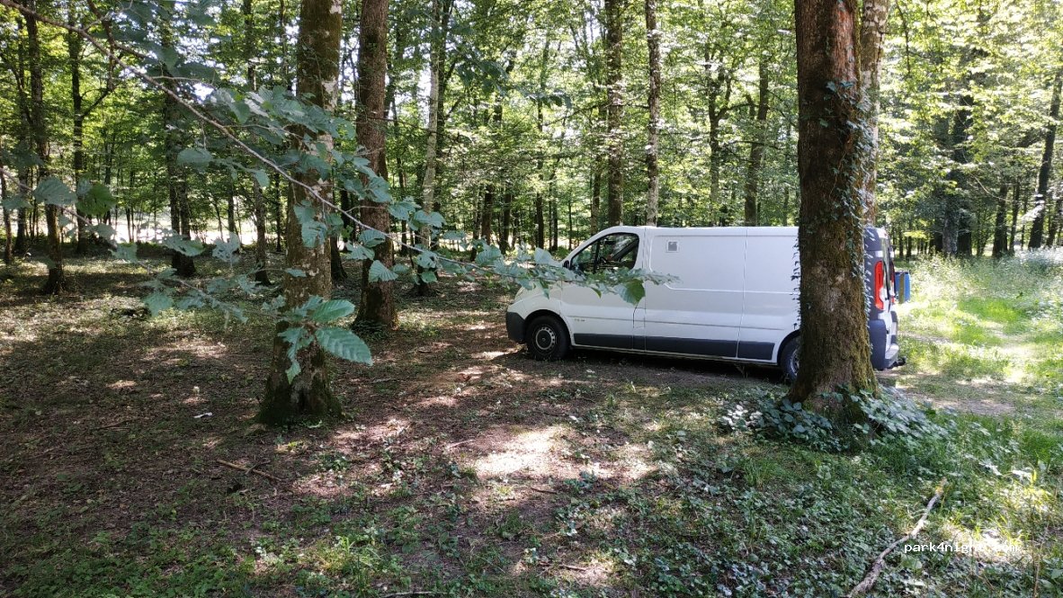 (25250) L'Isle-sur-le-Doubs - Unnamed Road — foto 3