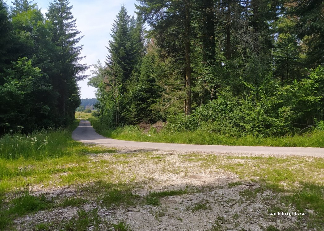(39250) Cuvier - Unnamed Road — foto