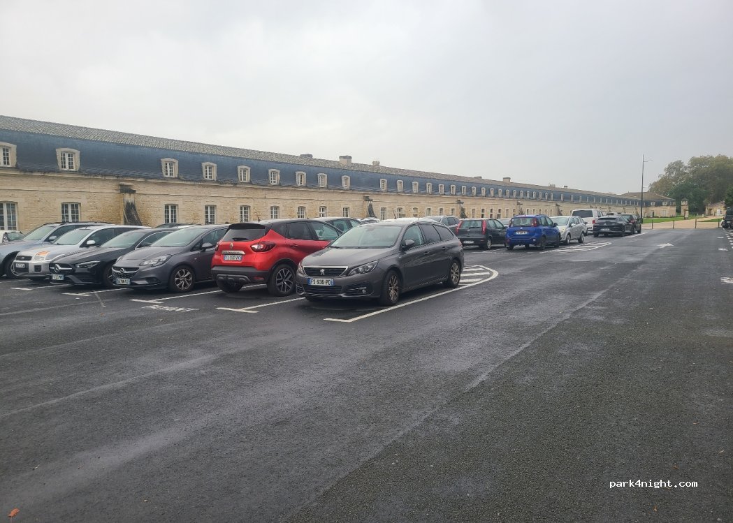 (17300) Rochefort - 2 Rue Pujos — foto 2