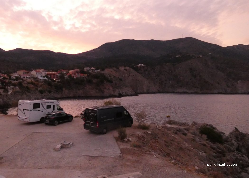 (280 84) Asos - Unnamed Road — foto 2