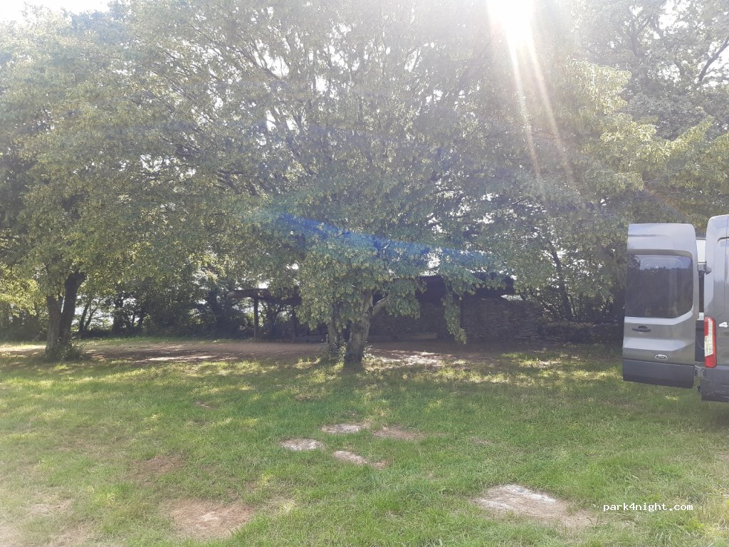 (71250) Donzy-le-Pertuis - D146 — foto 3