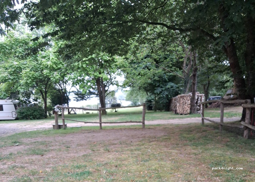 La nuit au lac  campsite — foto 5