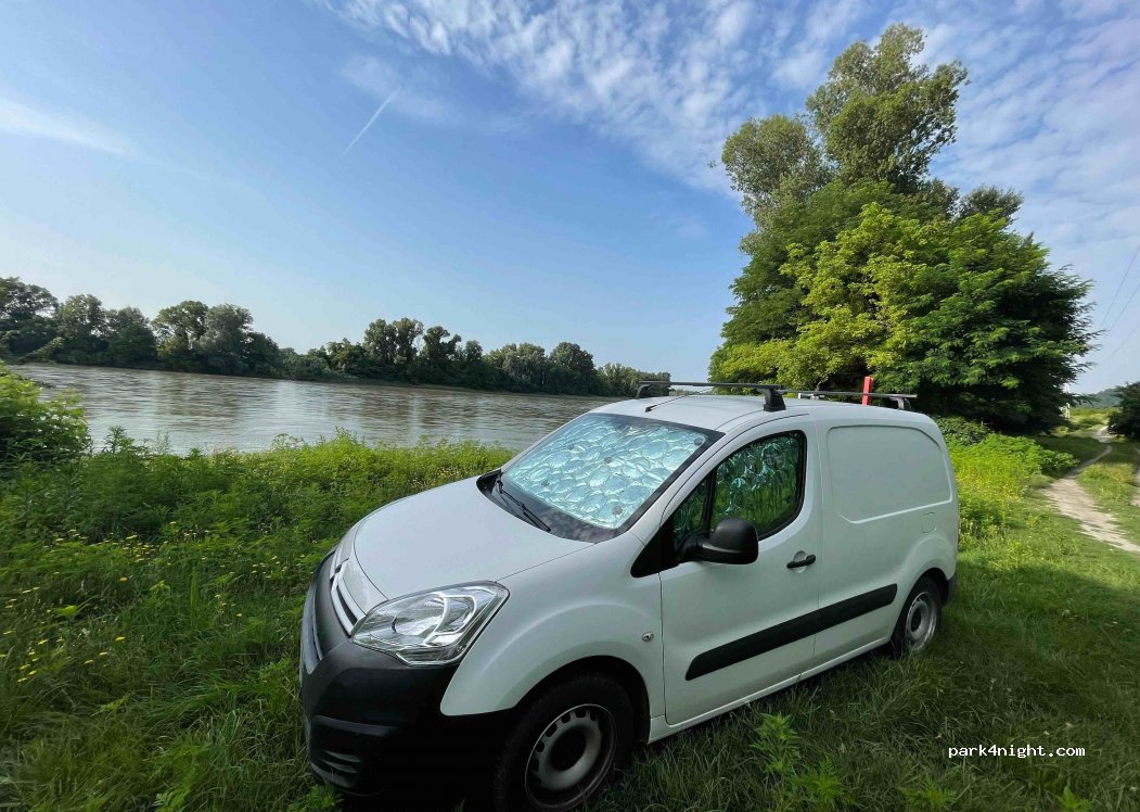 (07800) Saint-Georges-les-Bains - Unnamed Road — foto 3