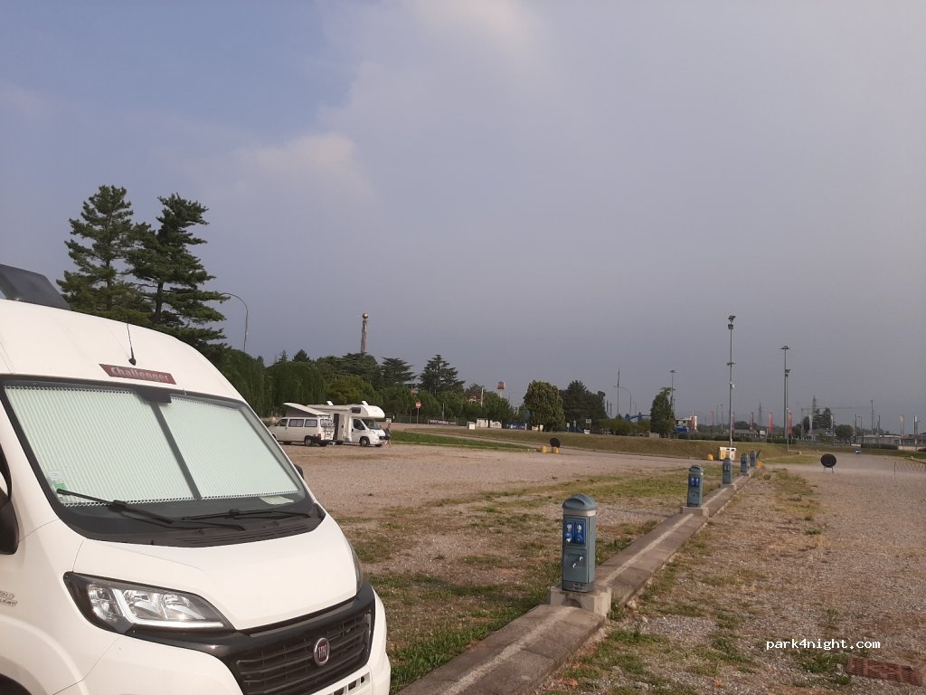 (24041) Brembate - Corso Italia — foto