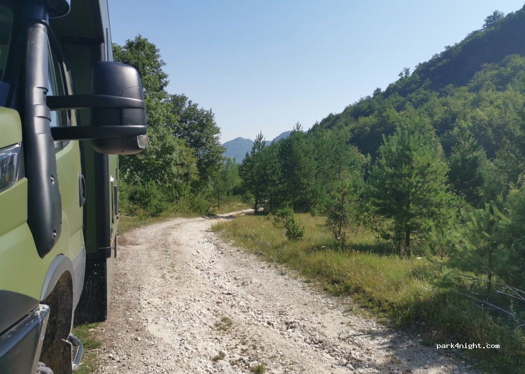 ()  - Unnamed Road — foto 3