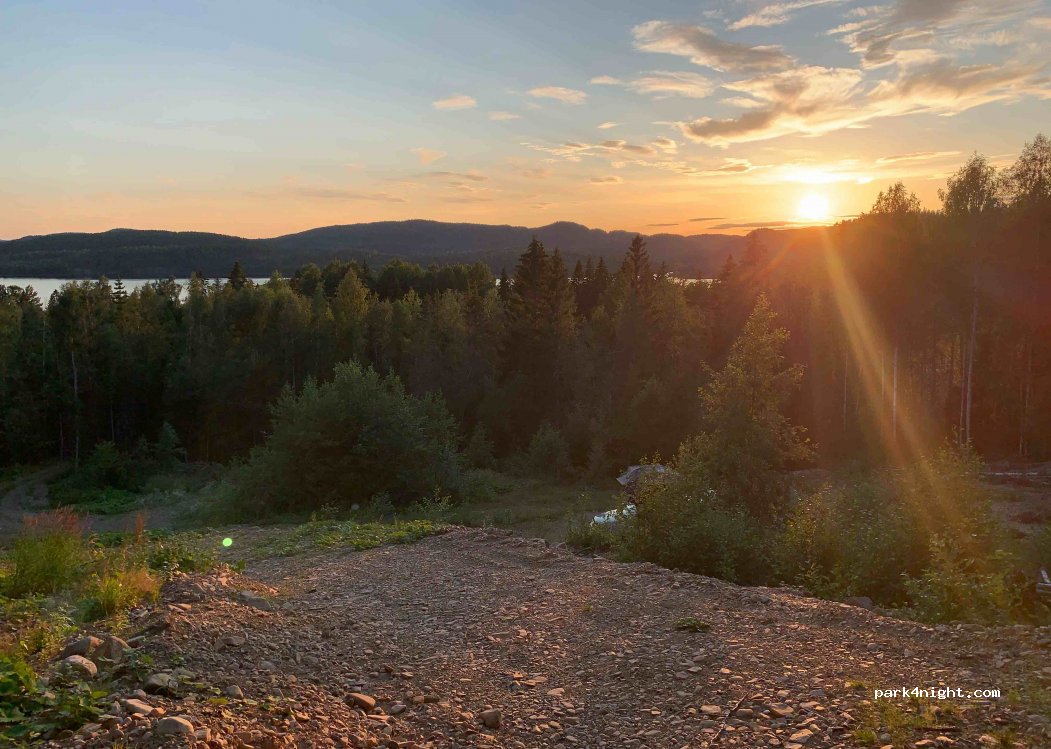 (870 30) Haggnor - Unnamed Road — foto