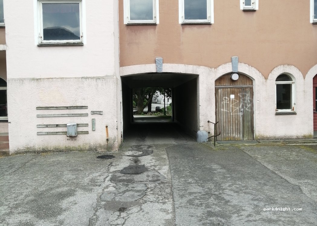 (4329)  - 586 Daleveien — foto