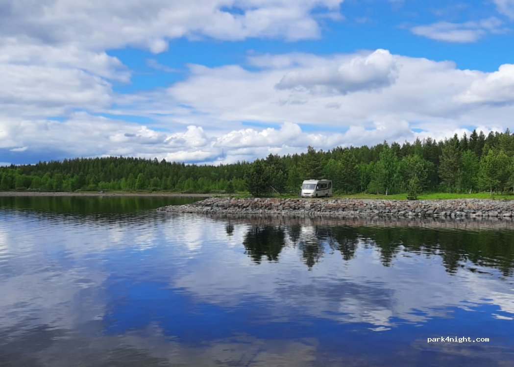 (833 93) Strömsund - Unnamed Road — foto 3