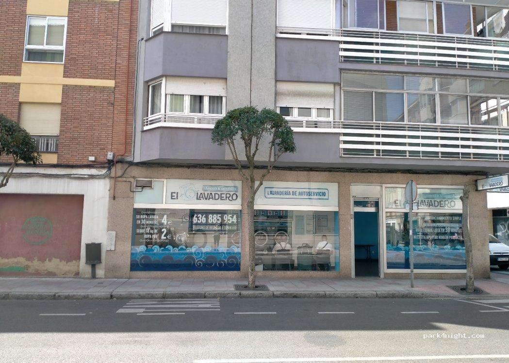 (24006) León - 23 Calle Víctor de los Ríos — foto