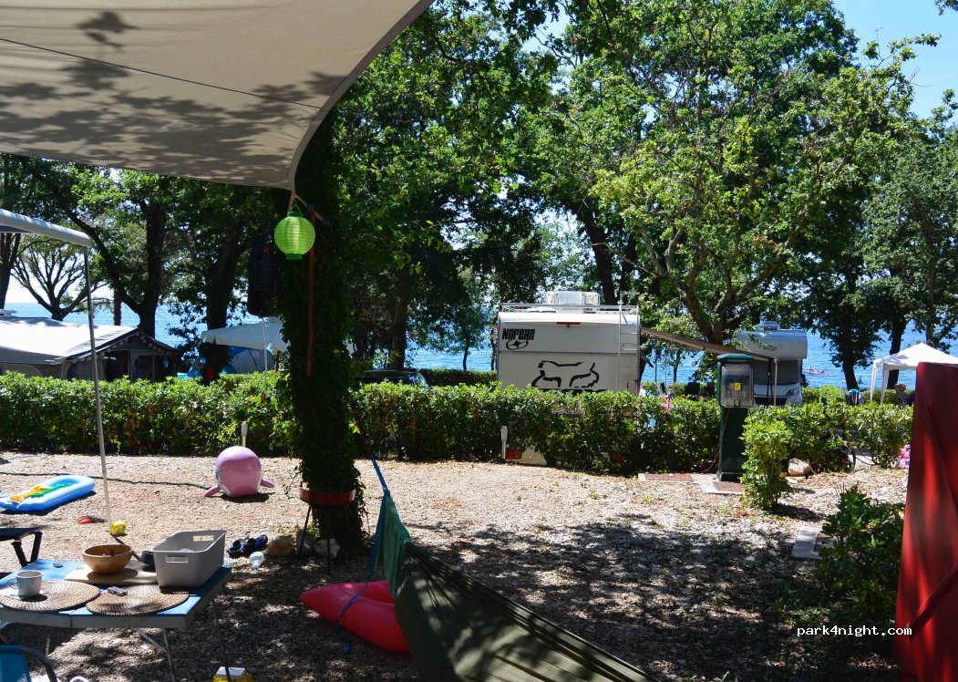Camping Bijela Uvala — foto