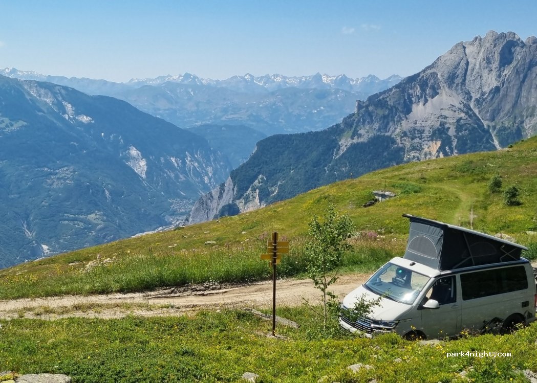 (73140) Saint-Michel-de-Maurienne - Unnamed Road — foto 4